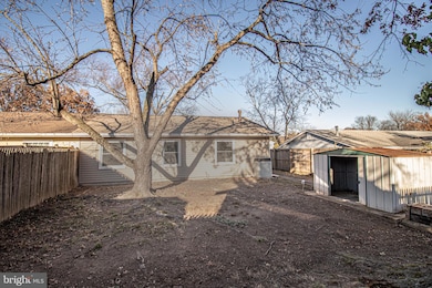 1311 Hallock Dr, Odenton, MD 21113 - photo 2