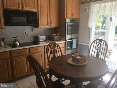 4908 Dower Dr, La Plata, MD 20646 - photo 3