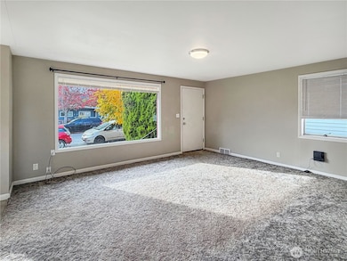 8352 Wabash Ave S, Seattle, WA 98118 - photo 4