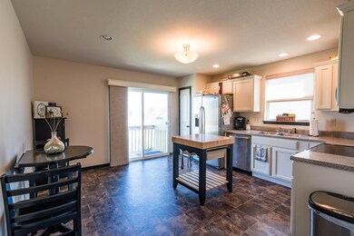 4912 Millenium Dr, Cedar Falls, IA 50613 - photo 7