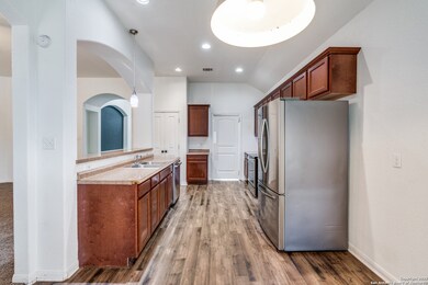 313 S 6th St, Kenedy, TX 78119 - photo 5