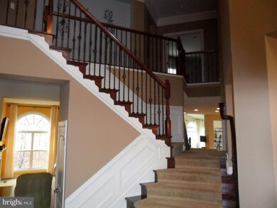 4206 Captain Perry Ct, Upper Marlboro, MD 20772 - photo 4