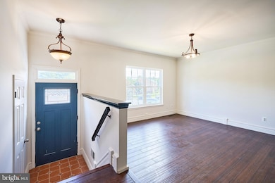 21073 Semblance Dr, Sterling, VA 20164 - photo 4