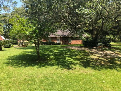 9300 Windrow Place, Moss Point, MS 39562 - photo 5