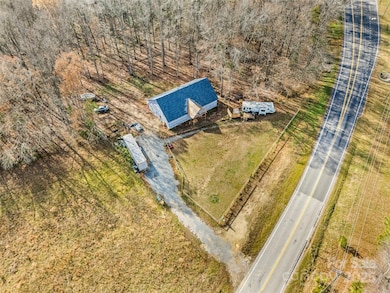 6027 Campbell Rd, York, SC 29745 - photo 4