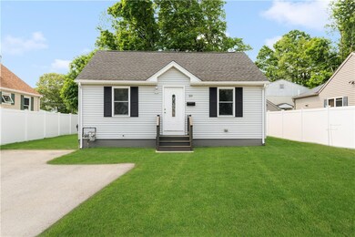 50 Vanderbilt Rd, Warwick, RI 02886 - photo 2