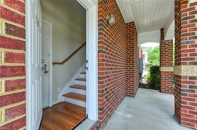 Private entrance, direct entry to garage and condo