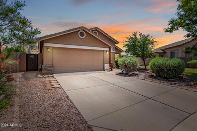 533 N Joshua Tree Ln, Gilbert, AZ 85234 - photo 3