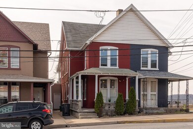 546 N 3rd St, Columbia, PA 17512 - photo 2