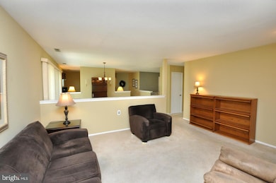 8 Raven Ct, Mount Laurel, NJ 08054 - photo 4