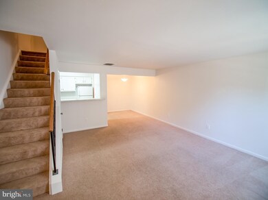 11442 Appledowre Way, Germantown, MD 20876 - photo 5