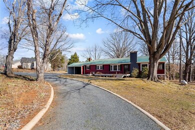 1211 Billy Walker Rd, Asheboro, NC 27205 - photo 2