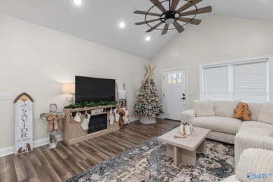 422 N Fulton St, Florence, AL 35630 - photo 5