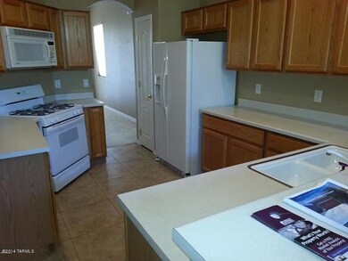 1071_VIA_KITCHEN