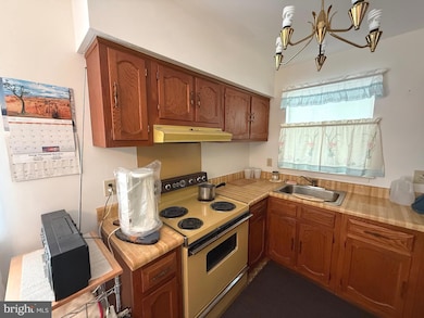16 D Spring St Sec 50, Manchester Township, NJ 08759 - photo 6