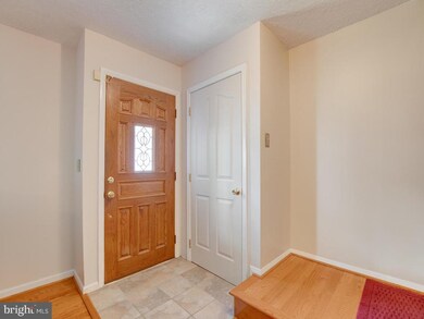 51 Bernadotte Ct, Parkville, MD 21234 - photo 7