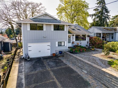 1050 Columbia Ave, Gladstone, OR 97027 - photo 5