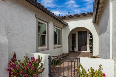 10422 E Thornbush-5