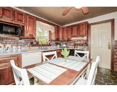 14 Couch St, Taunton, MA 02780 - photo 4