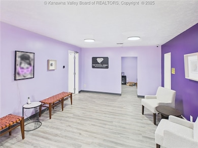 2404 Grant Ave, Saint Albans, WV 25177 - photo 2