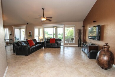 5 Living Room