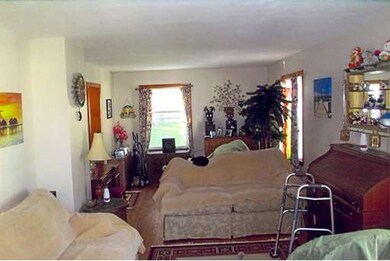 35 Temple St, Holyoke, MA 01040 - photo 3