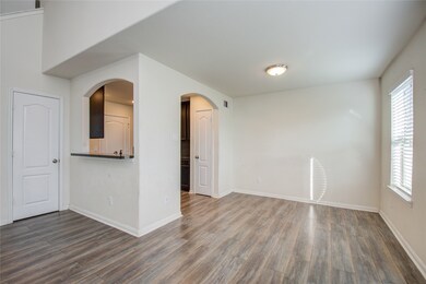 9350 Valley Tree Ln, Houston, TX 77089 - photo 7