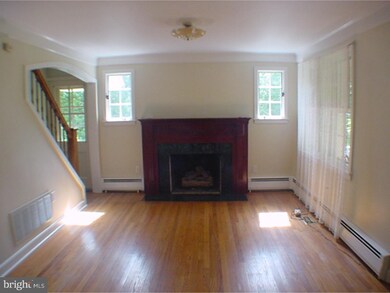 105 W Elm Ave, Langhorne, PA 19047 - photo 5