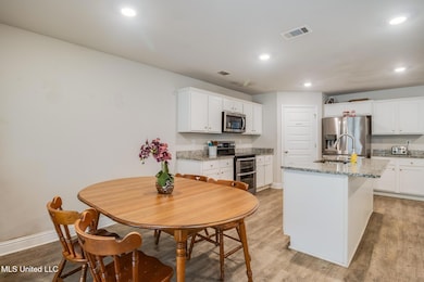 6543 Eastland Cir, Biloxi, MS 39532 - photo 4