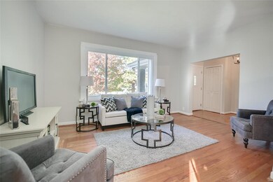 5312 Sutherland Ave, Saint Louis, MO 63109 - photo 7