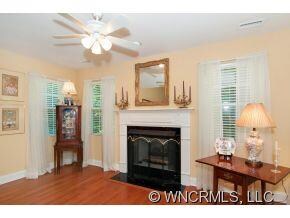 vented gas fireplace