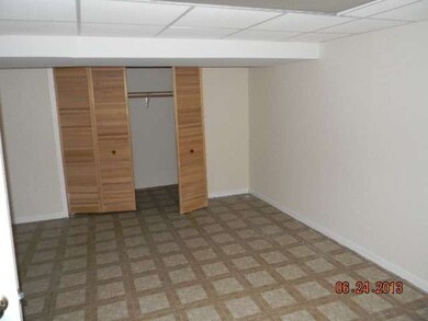 910 Suffolk Ave, Westchester, IL 60154 - photo 7