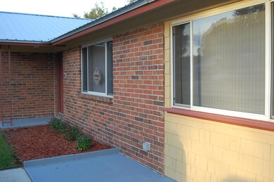 3975 Oriely Dr, Jacksonville, FL 32210 - photo 4