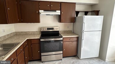 9538 Quarry Bridge Ct, Columbia, MD 21046 - photo 4