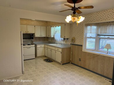 11382 N Belsay Rd, Clio, MI 48420 - photo 3