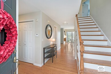 Spacious entry