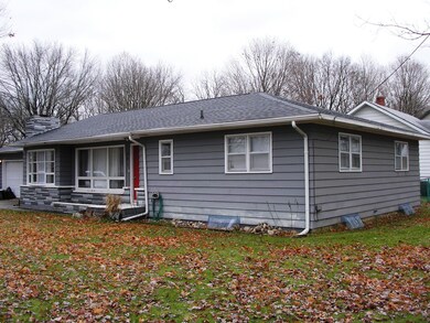 501 N Douglas 023