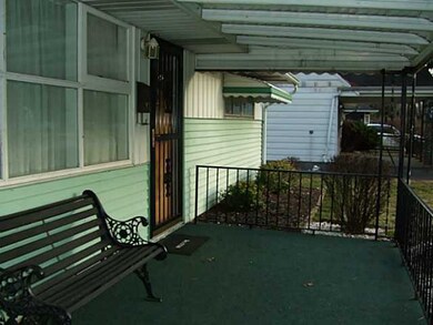 508 Virginia Cir W, Columbus, OH 43213 - photo 2