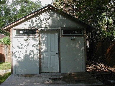 413 Sue St, Houston, TX 77009 - photo 7