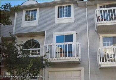 41 Country Dr E unit 76, Staten Island, NY 10314 - photo 2