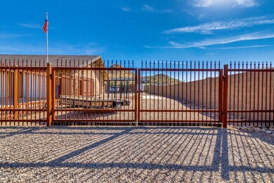 Custom dual gates