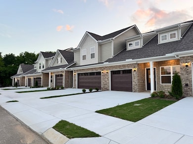 967 Horse Mountain Rd, Shelbyville, TN 37160 - photo 2