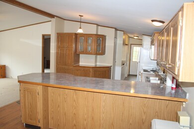 22 Dazzle Ln, Gardiner, ME 04345 - photo 5