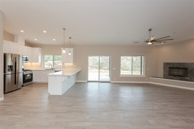 9525 Circle r Dr, Valley Center, CA 92082 - photo 4