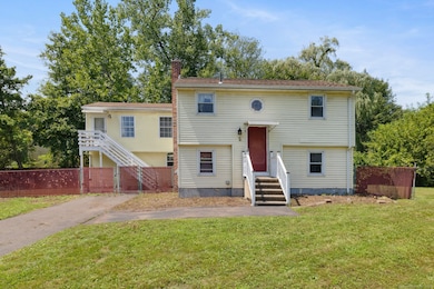 2 Sandra Dr, Bloomfield, CT 06002 - photo 2