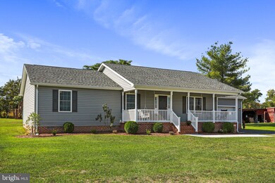 279 Frogtown Ln, Edinburg, VA 22824 - photo 2