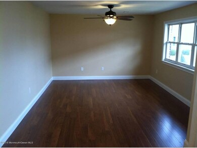 04-Living Room