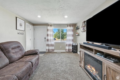240 W 300 S, Smithfield, UT 84335 - photo 5