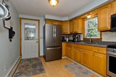 53 Beach Point Rd, Lancaster, MA 01523 - photo 3