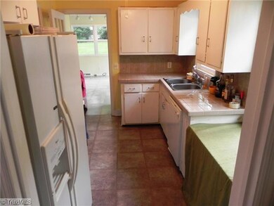 Kitchen. Title Countertops